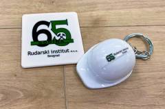 Print-na-magnetu-i-privesku