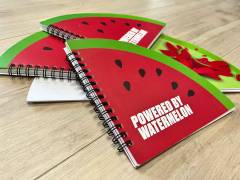 Sveska-sa-spiralom-u-obliku-lubenice-2